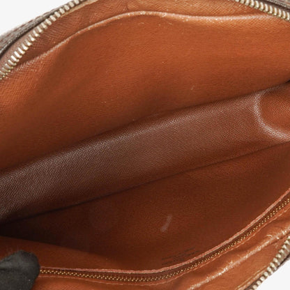 Louis Vuitton Trocadero 27 Tasche aus Monogram Canvas