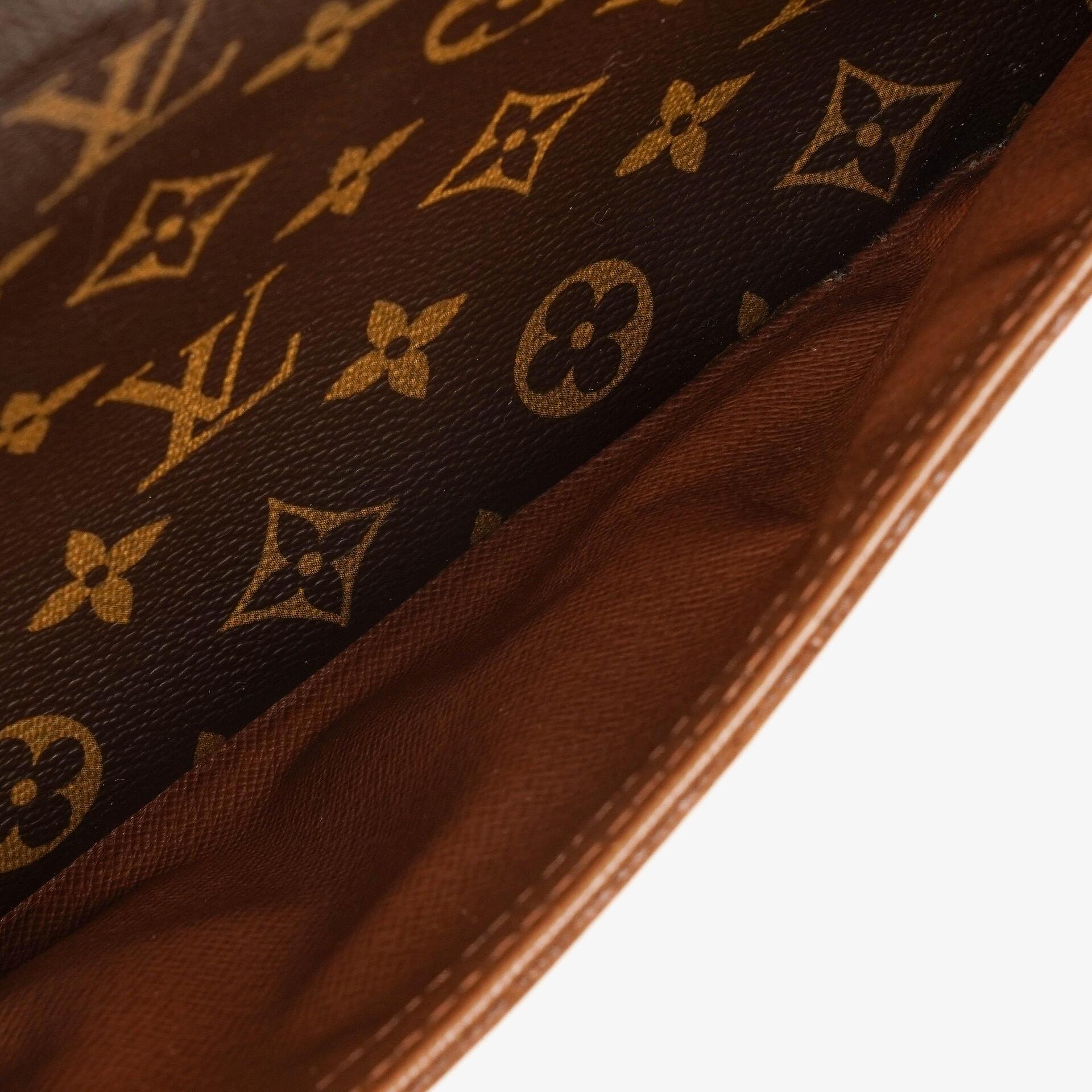 Louis Vuitton Trocadero 27 Tasche aus Monogram Canvas