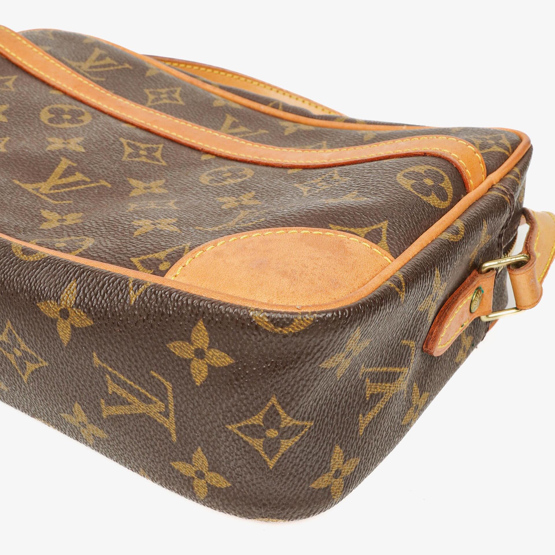 Louis Vuitton Trocadero 27 Tasche aus Monogram Canvas
