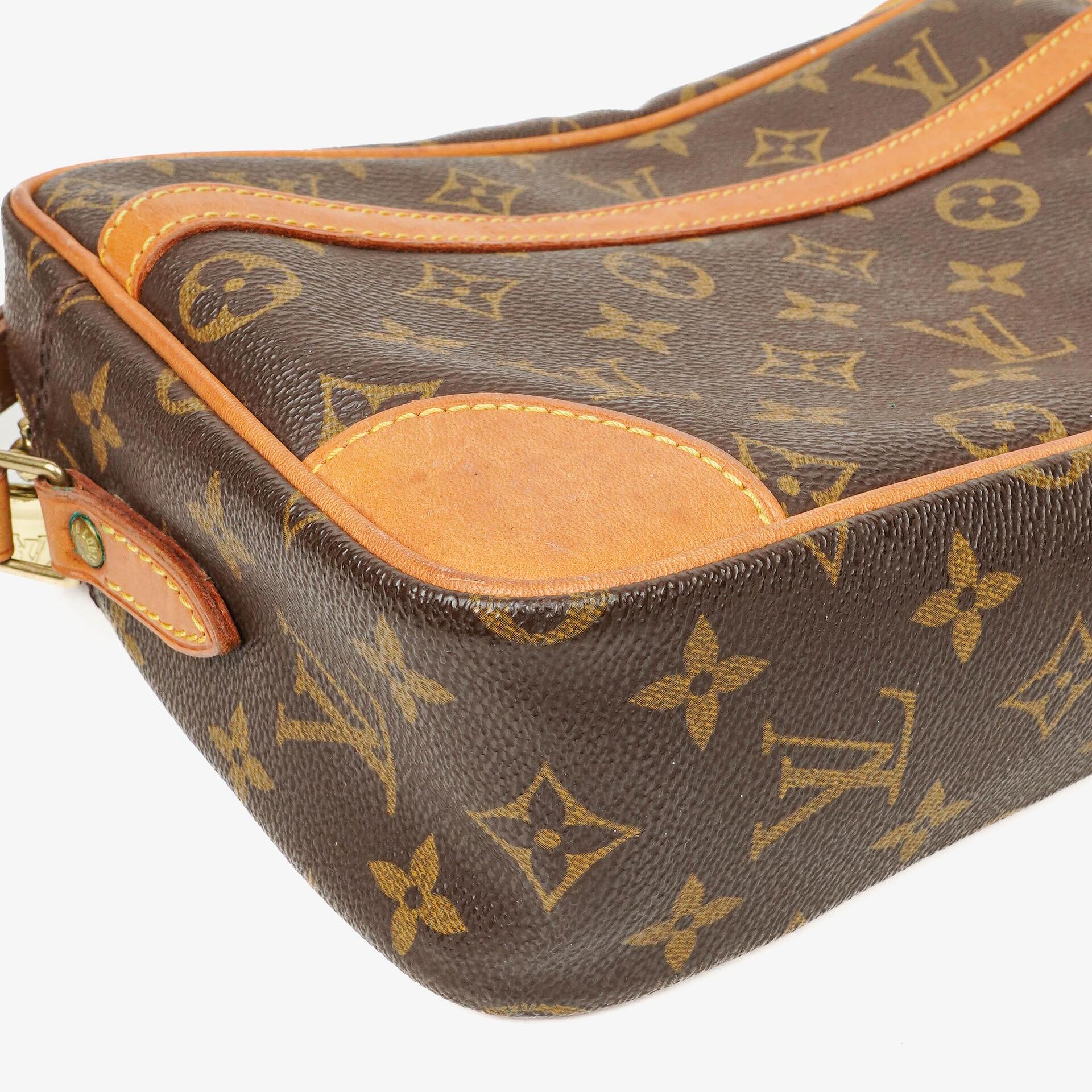 Louis Vuitton Trocadero 27 Tasche aus Monogram Canvas