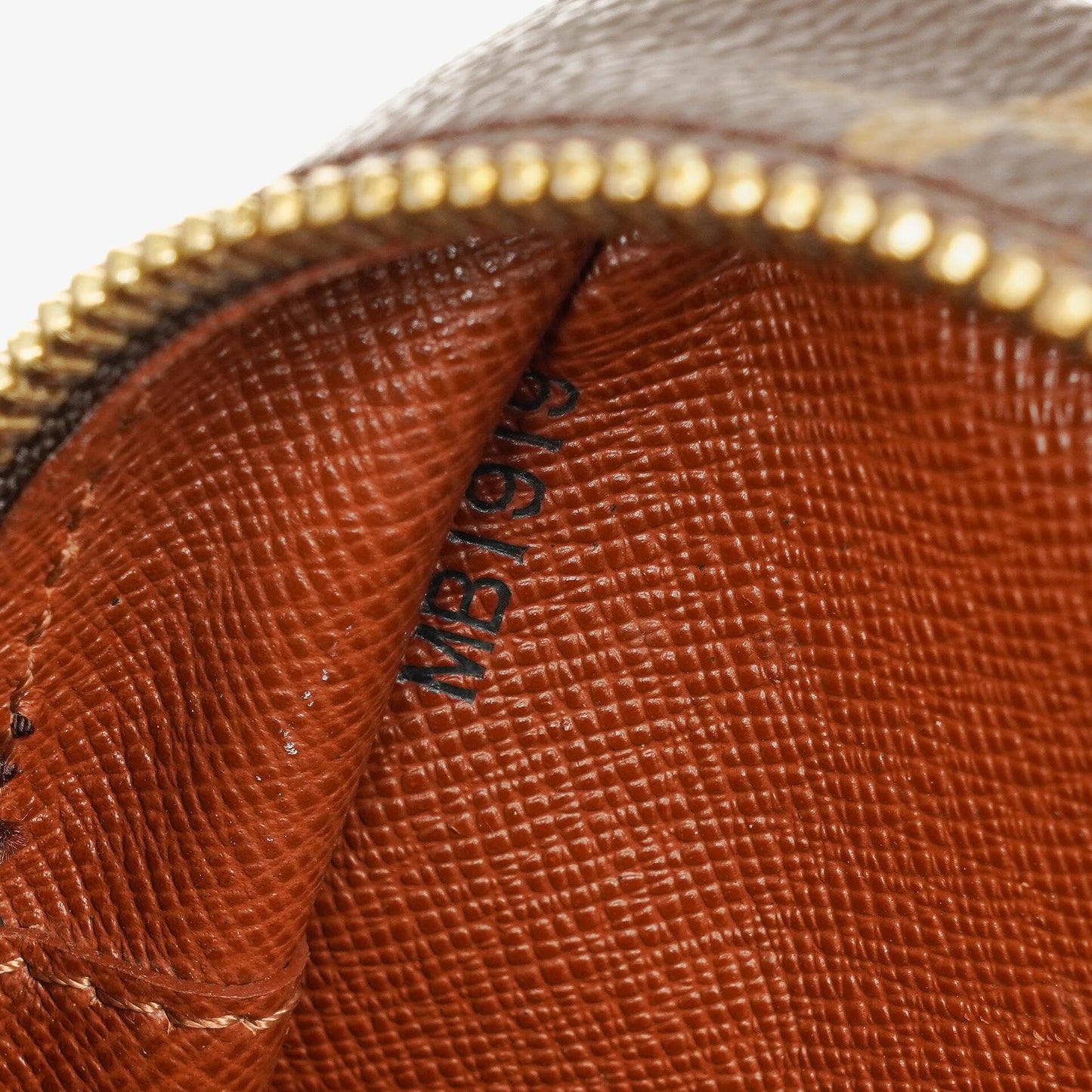 Louis Vuitton Trocadero 27 Tasche aus Monogram Canvas