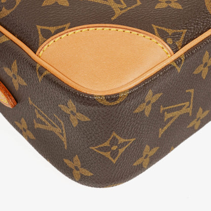 Louis Vuitton Trocadéro 27 Tasche aus Monogram Canvas