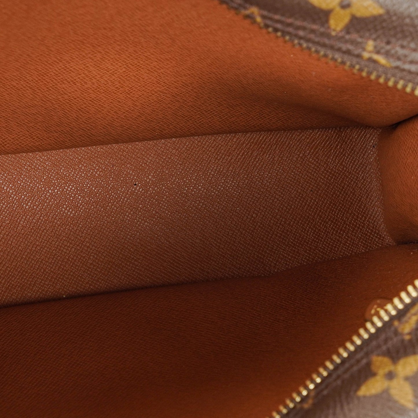 Louis Vuitton Trocadéro 27 Tasche aus Monogram Canvas