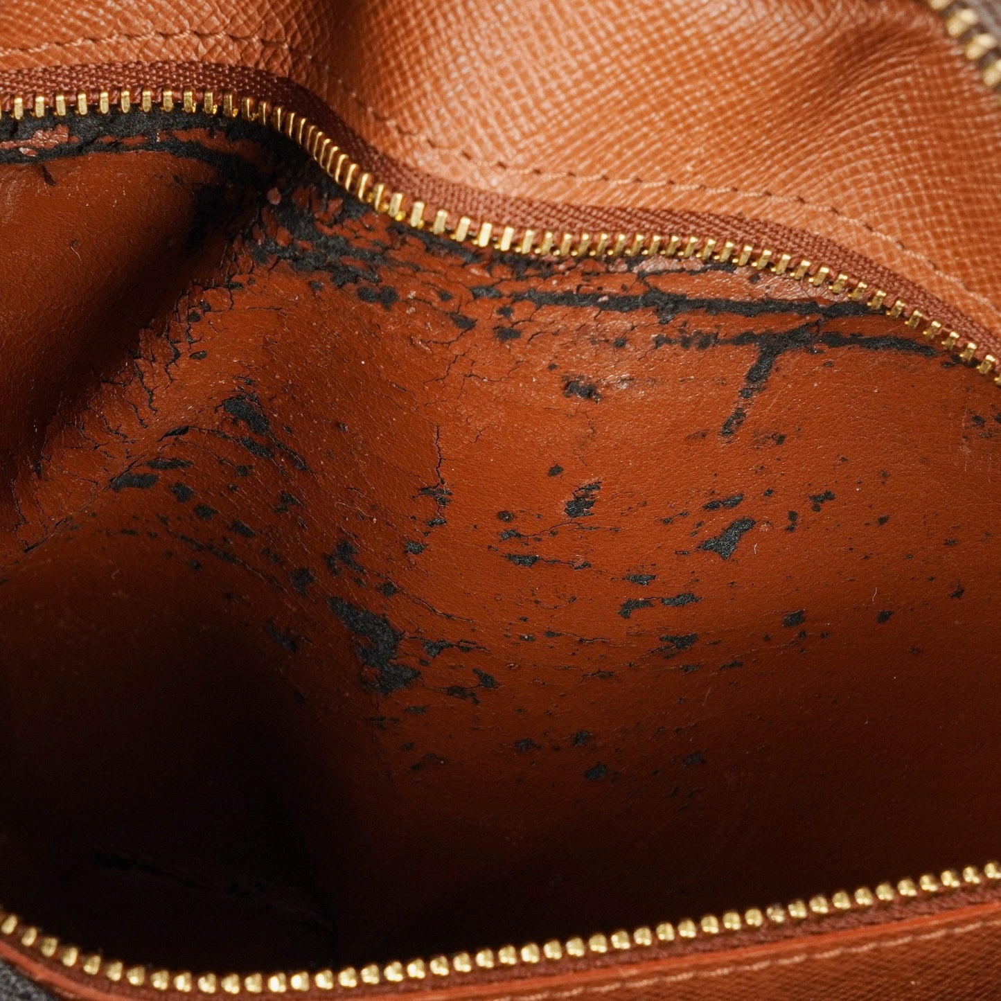 Louis Vuitton Trocadéro 27 Tasche aus Monogram Canvas