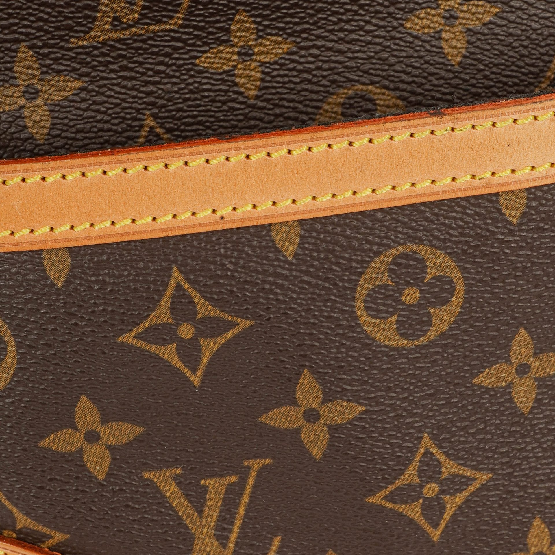 Louis Vuitton Trocadéro 27 Tasche aus Monogram Canvas