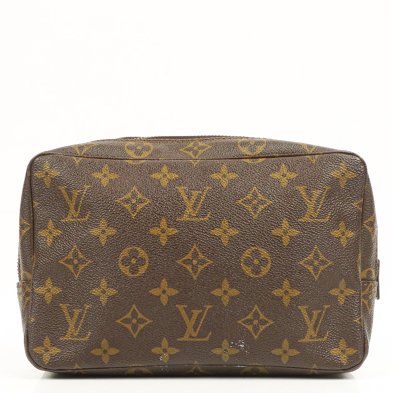 Louis Vuitton Trousse Toilette 23 Kosmetiktasche aus Monogram Canvas