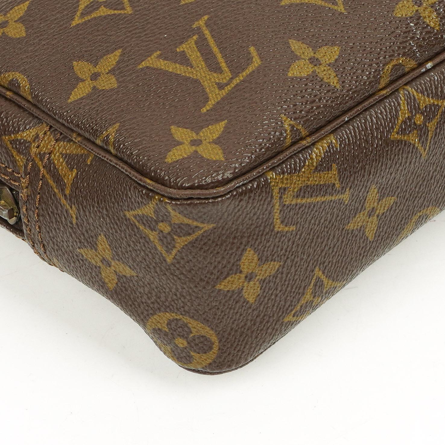 Louis Vuitton Trousse Toilette 23 Kosmetiktasche aus Monogram Canvas