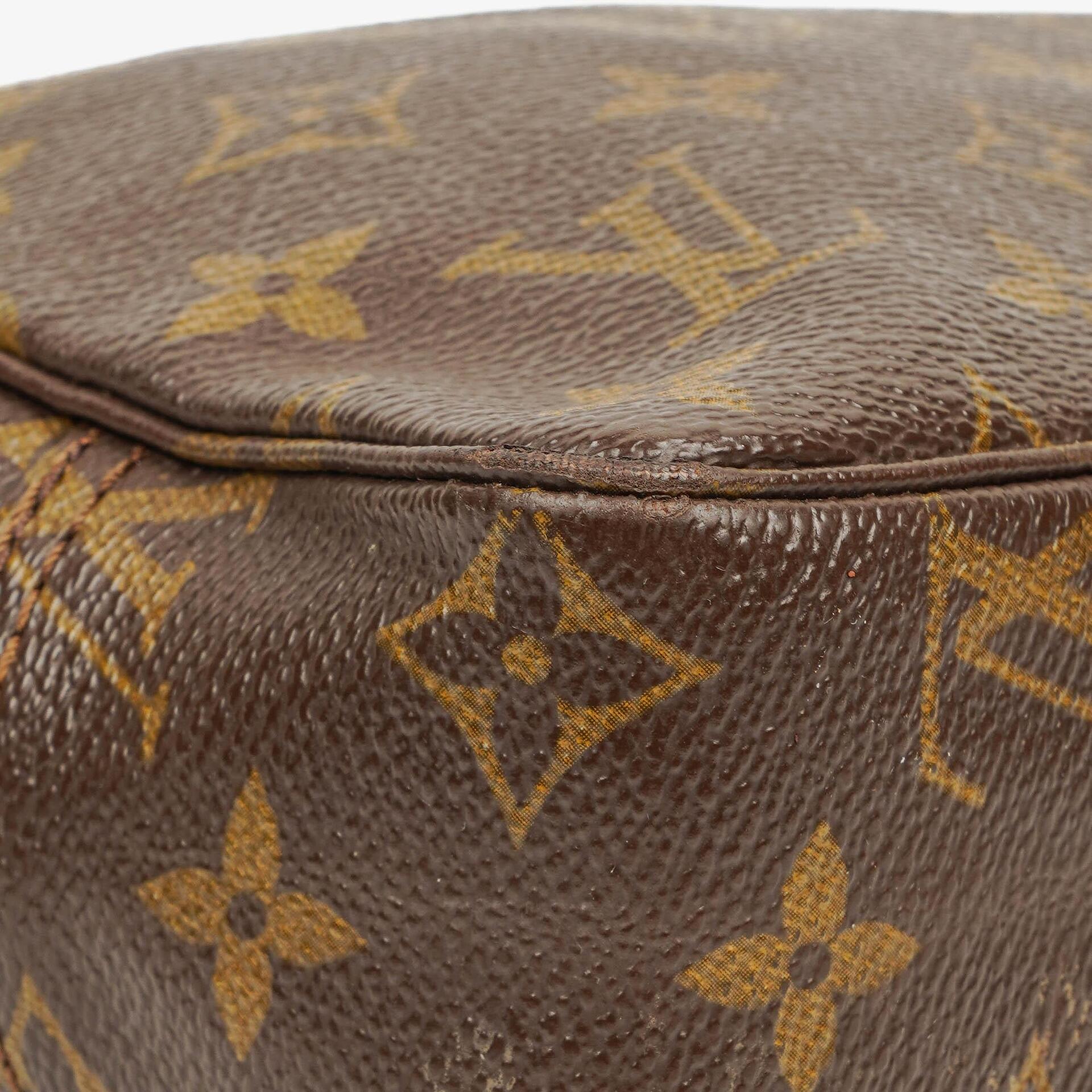 Louis Vuitton Trousse Toilette 23 Kosmetiktasche aus Monogram Canvas