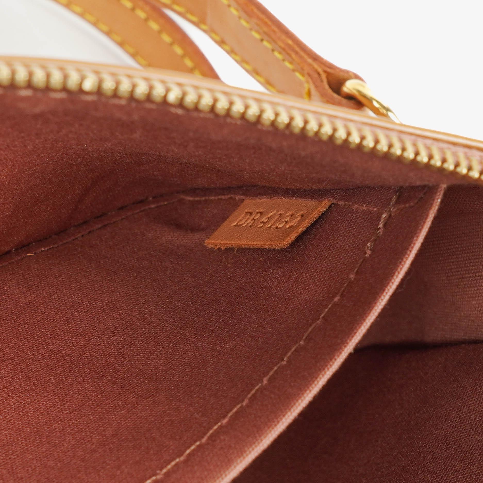 Louis Vuitton Vernis Pochette Accessoires NM in Rose Velours