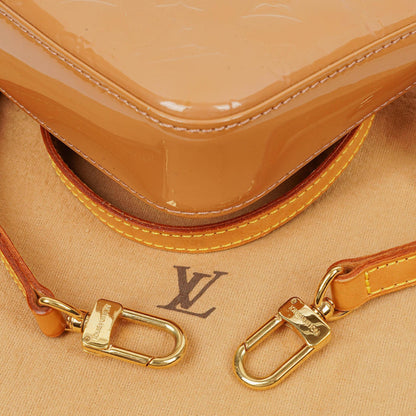 Louis Vuitton Vernis Pochette Accessoires NM in Rose Velours