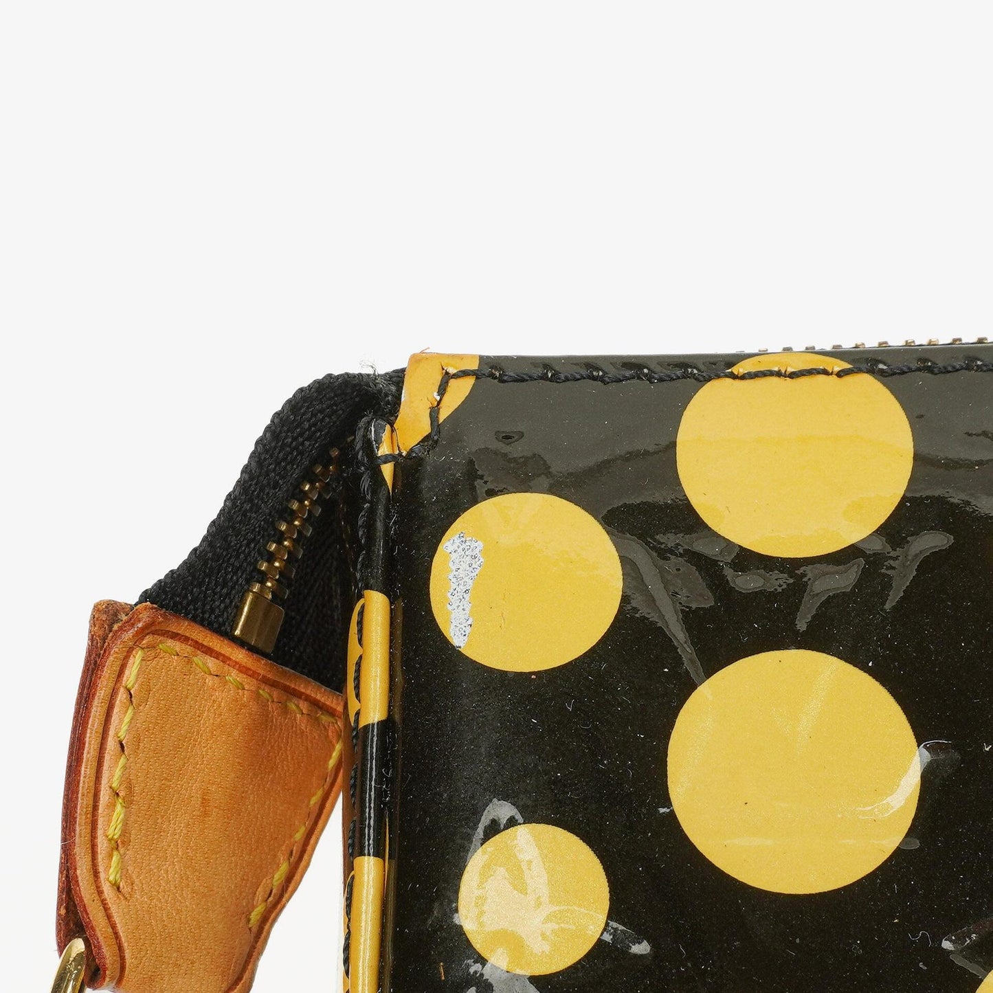 Louis Vuitton Yayoi Kusama Infinity Dots Pochette Accessoires aus schwarz-gelbem Vernis