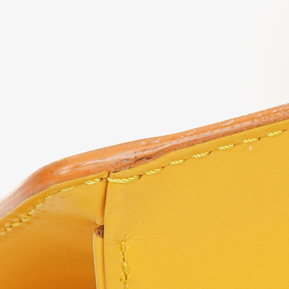 Louis Vuitton Sac Triangle Tasche aus gelbem Epi Leder