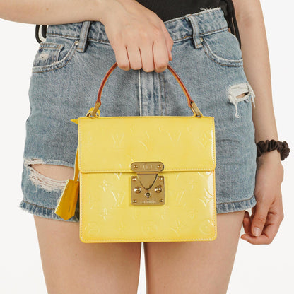 Louis Vuitton Spring Street Top Handle Bag aus gelbem Monogram Vernis