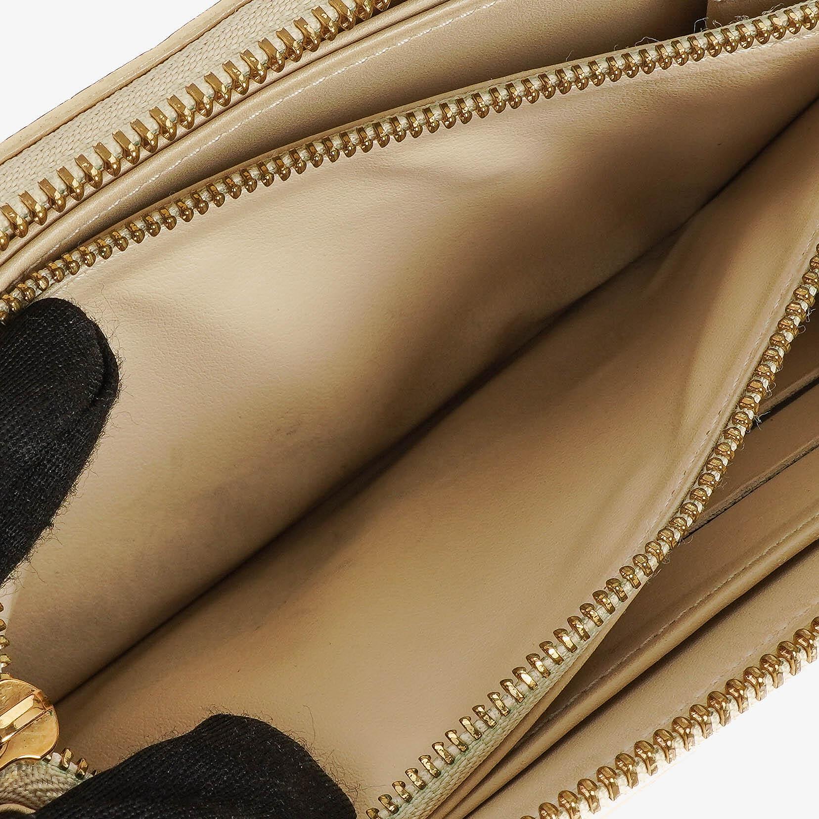 Louis Vuitton Zippy Geldbörse aus Vernis in Blanc Corail mit Leopard Print