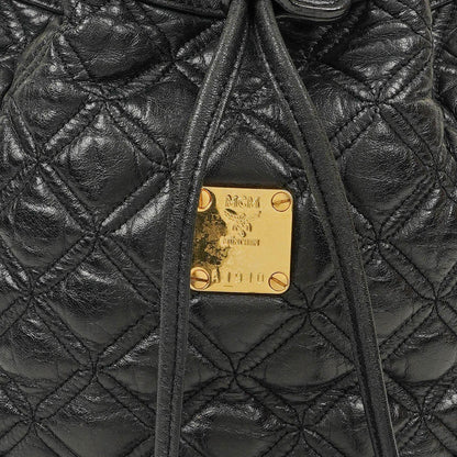 MCM Bucket Bag aus schwarzem gestepptem Kalbsleder mit Nieten