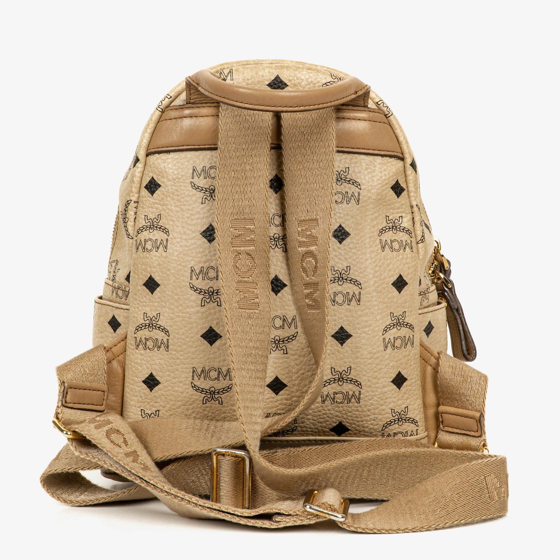MCM Visetos Rucksack aus neutralem beschichtetem Canvas mit Nieten