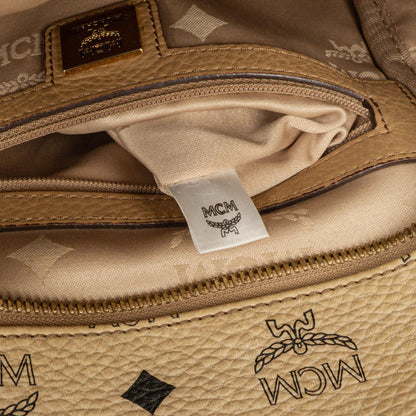 MCM Visetos Rucksack aus neutralem beschichtetem Canvas mit Nieten