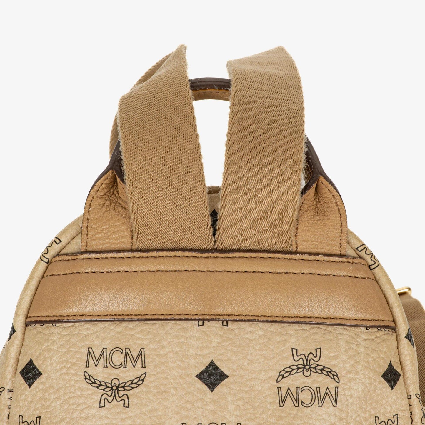 MCM Visetos Rucksack aus neutralem beschichtetem Canvas mit Nieten