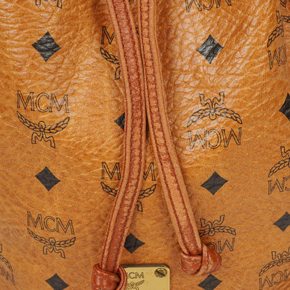 MCM Visetos Beuteltasche in Cognac