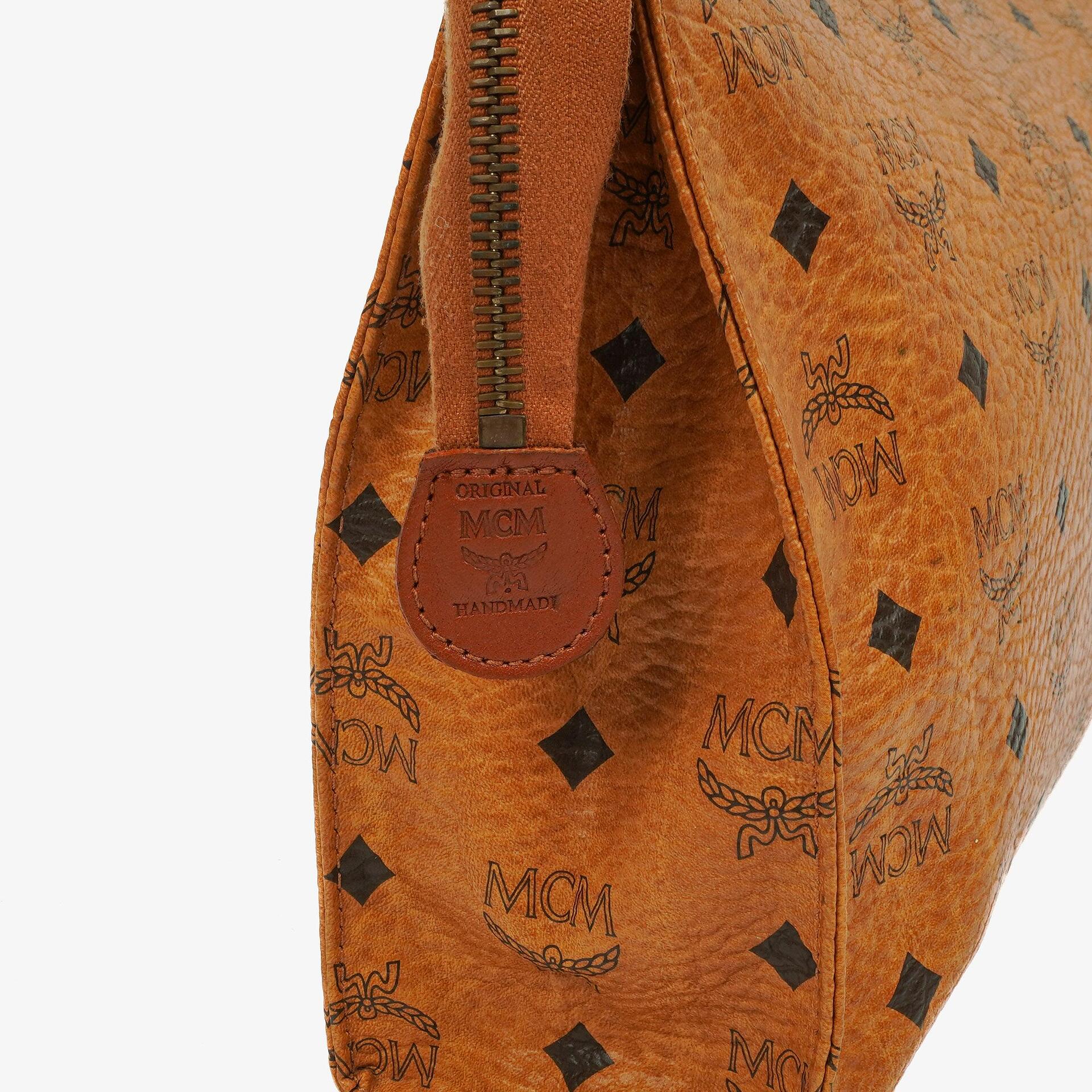 MCM Visetos Täschchen aus cognacfarbenem beschichtetem Canvas