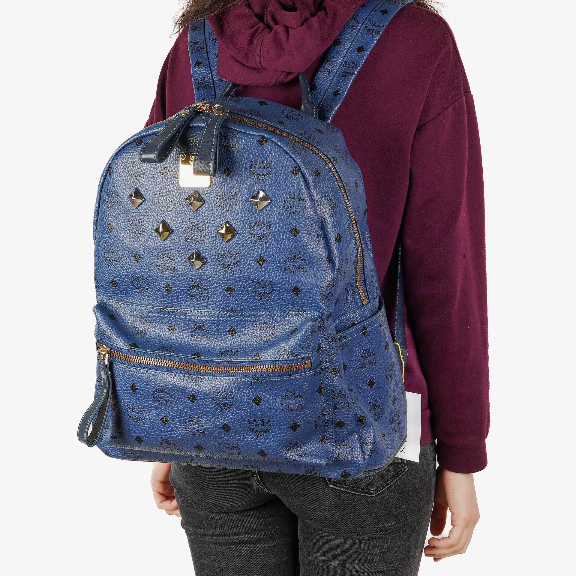 MCM Visetos Stark M Medium Rucksack in Blau mit Nieten