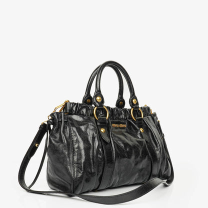 Miu Miu Satchel Tasche aus schwarzem Vitello Leder