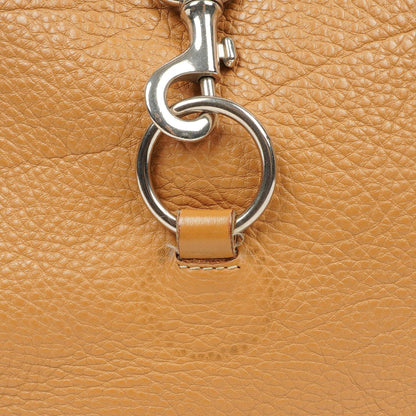 Miu Miu Hobo Schultertasche aus braunem genarbtem Leder