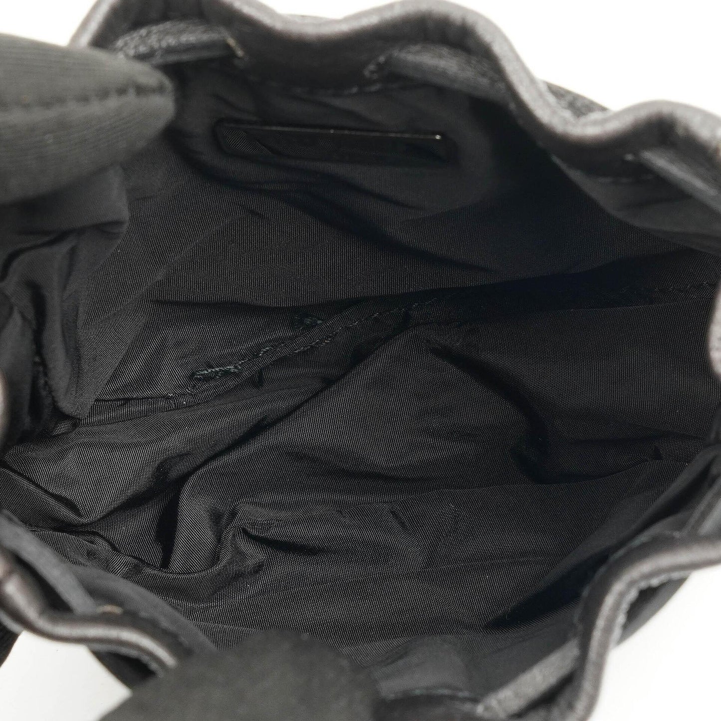 Miu Miu Kordelzug Schwarzes Nero Leder Portemonnaie Portafoglio