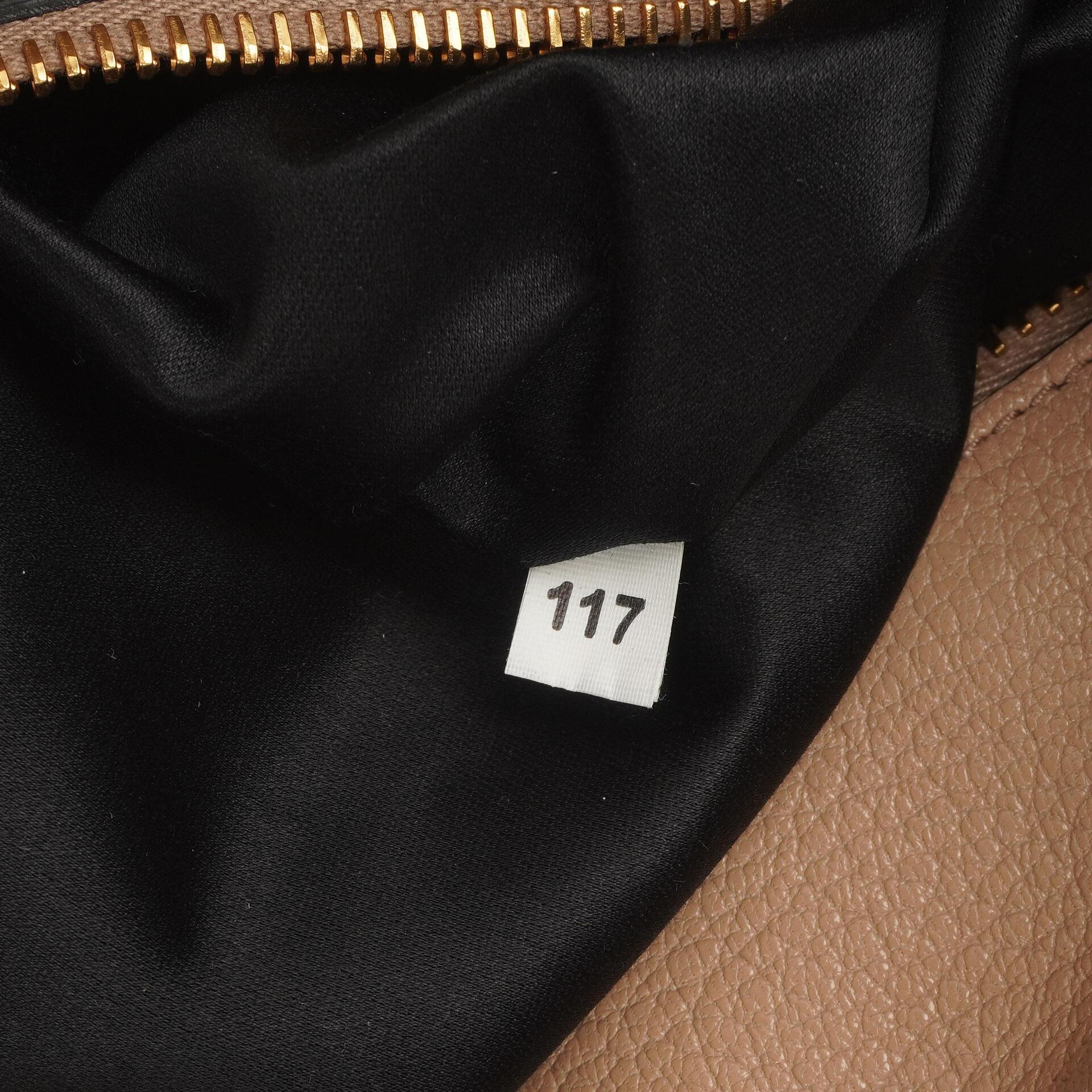 Miu Miu Madras Ziegenleder Reißverschluss Schwarz Nero Umhängetasche