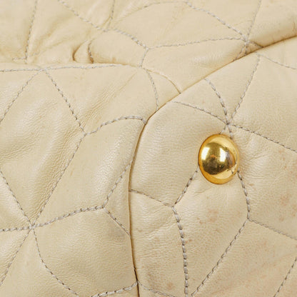Miu Miu Matelassé Tote Tasche aus cremeweißem gestepptem Nappaleder