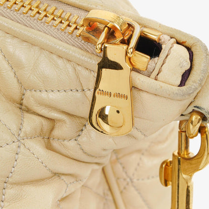 Miu Miu Matelassé Tote Tasche aus cremeweißem gestepptem Nappaleder