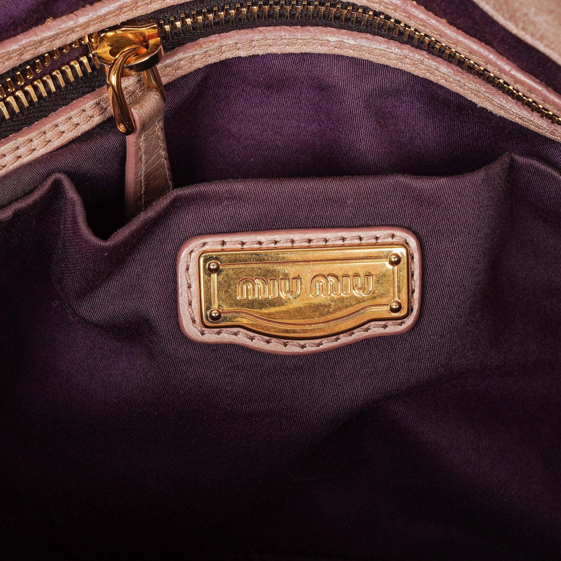Miu Miu Matelassé Tote Tasche aus Leder