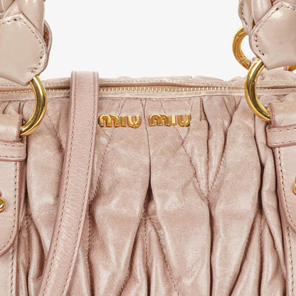Miu Miu Matelassé Tote Tasche aus Leder