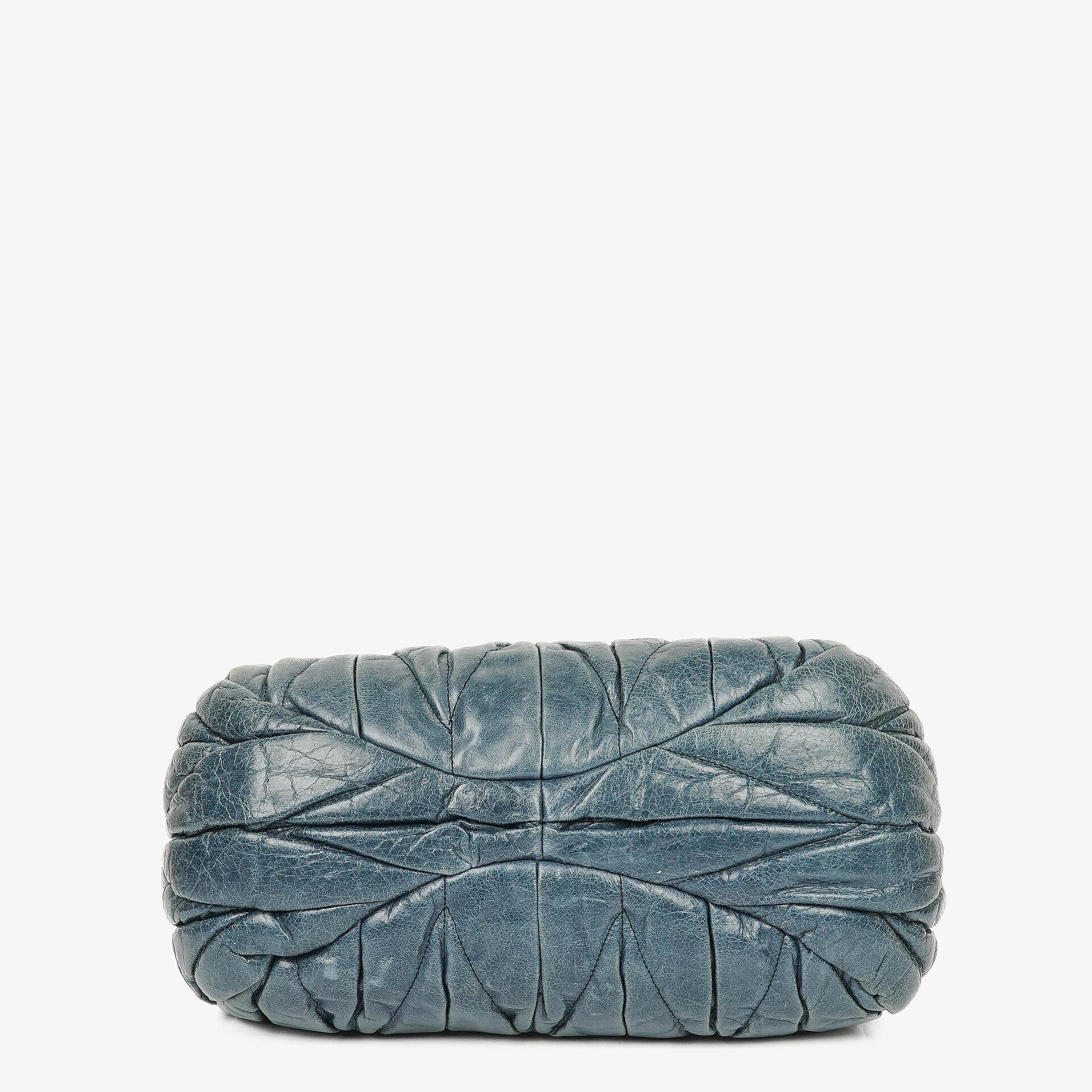 Miu Miu Tote Bag aus Matelassé-Leder