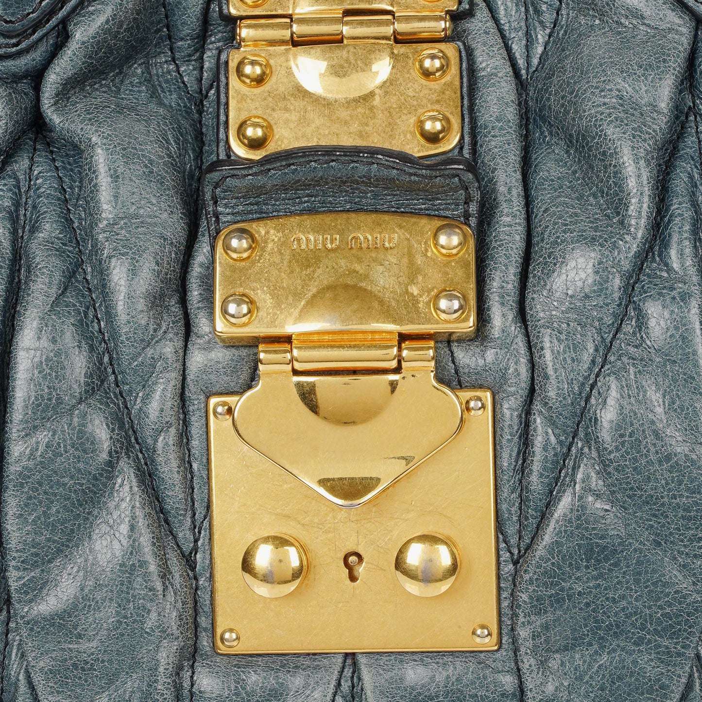 Miu Miu Tote Bag aus Matelassé-Leder