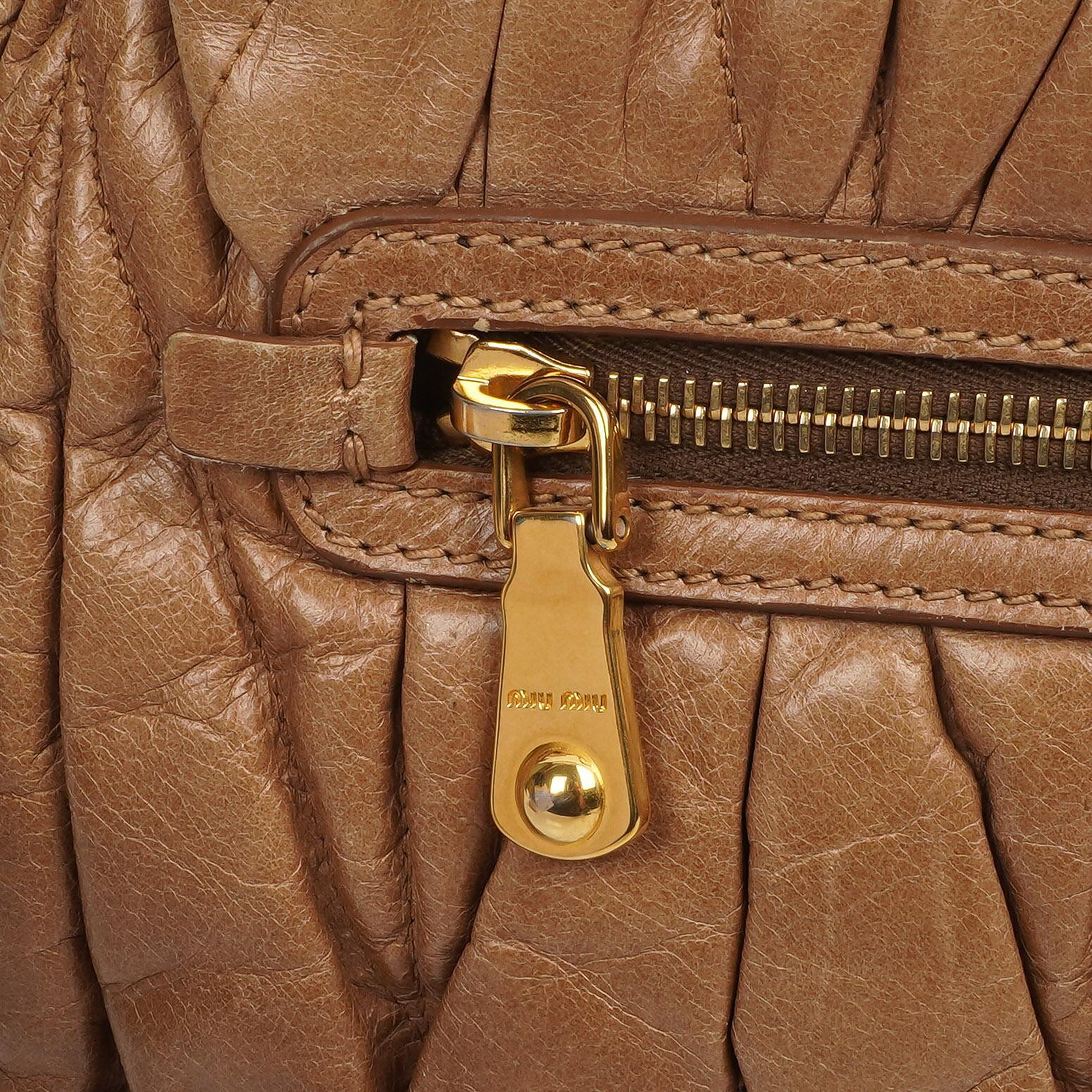 Miu Miu Matelasse Lux Cammeo Satchel Tasche