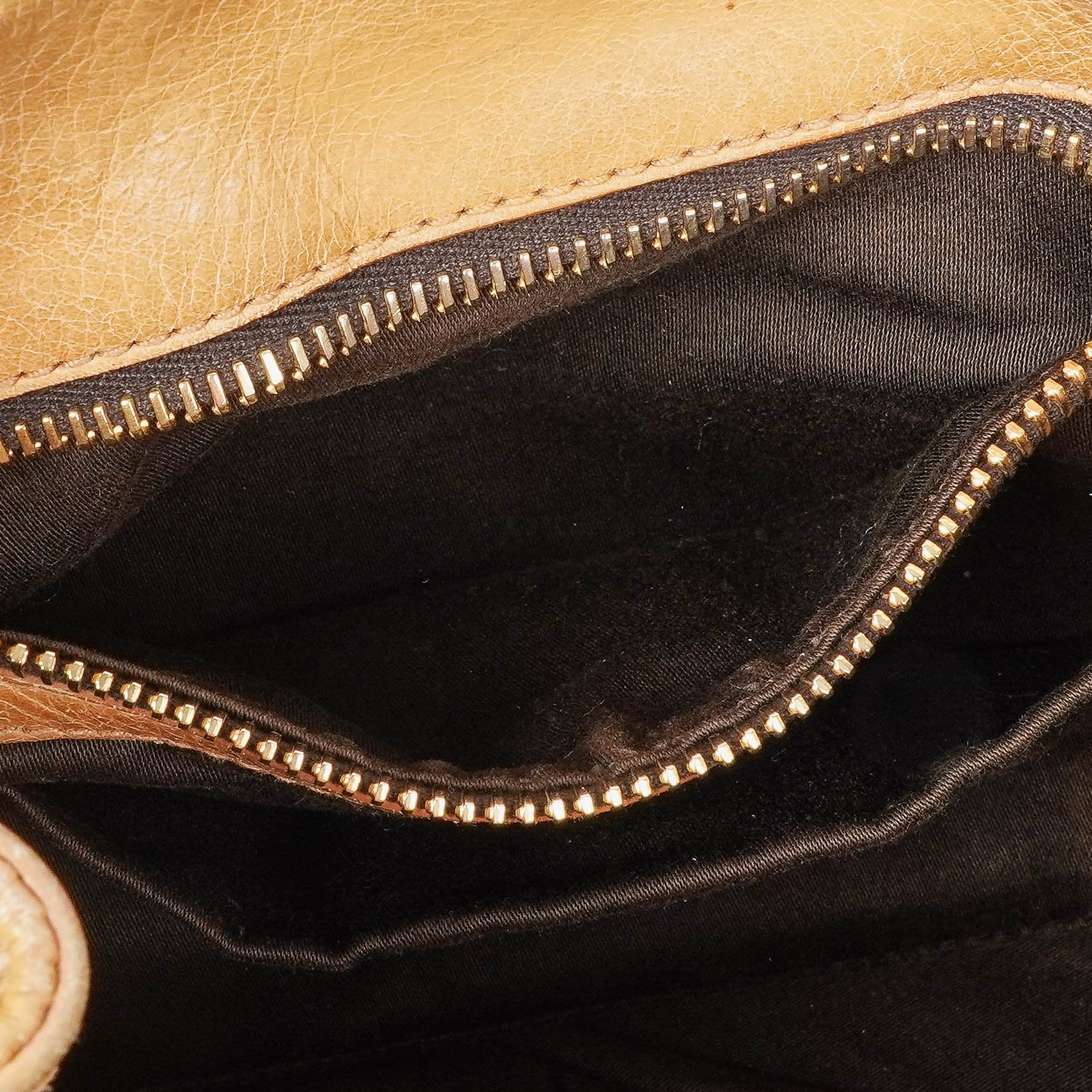 Miu Miu Lux Tote Bag aus Leder