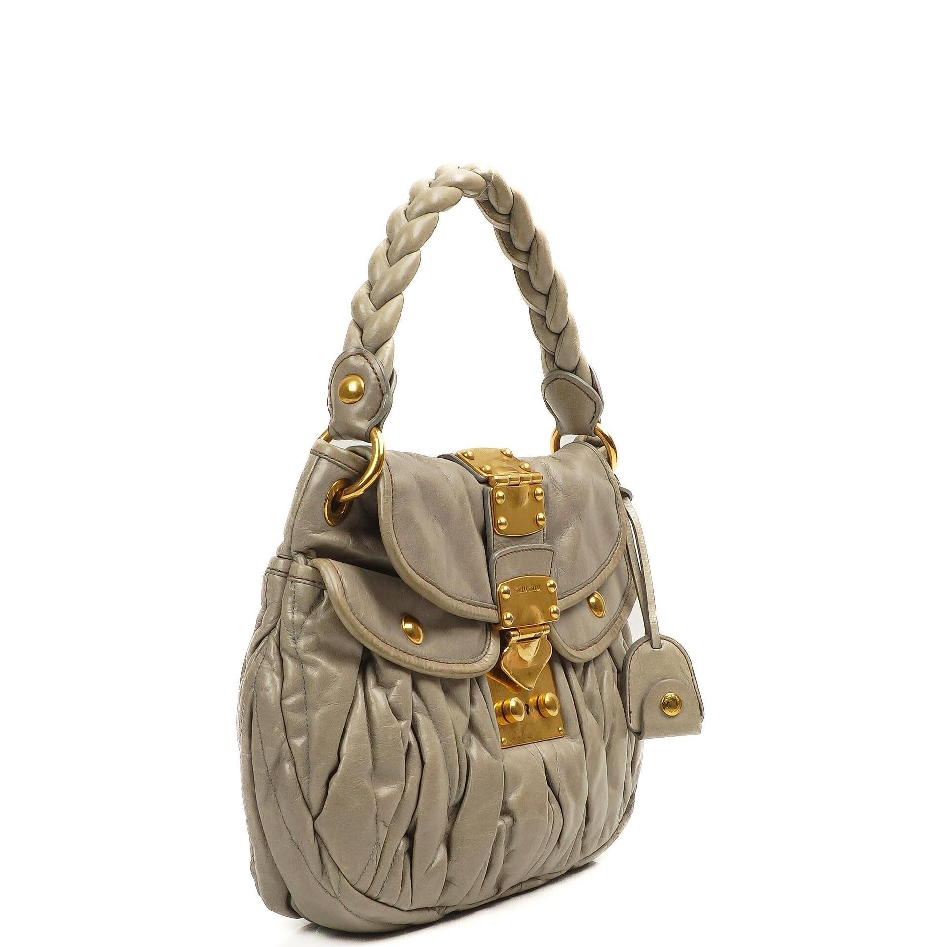 Miu Miu Matelasse Lux Napa Leder Grau Coffer Hobo Tasche