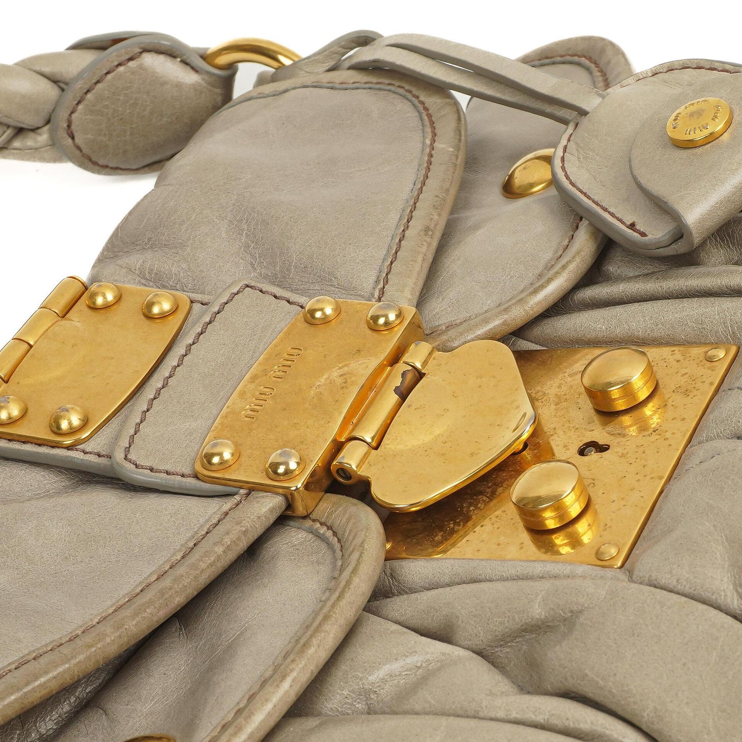 Miu Miu Matelasse Lux Napa Leder Grau Coffer Hobo Tasche
