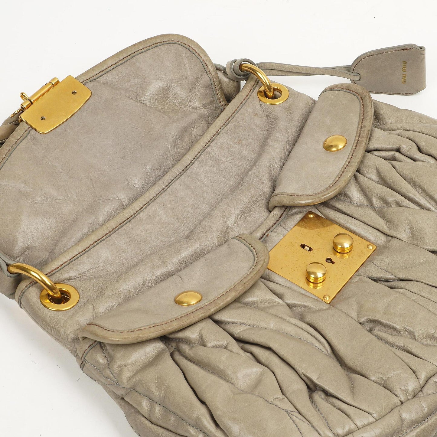 Miu Miu Matelasse Lux Napa Leder Grau Coffer Hobo Tasche