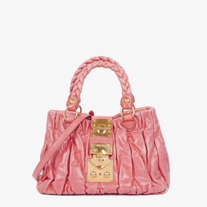 Miu Miu Matelassé Lux Tote Bag aus rosa Leder