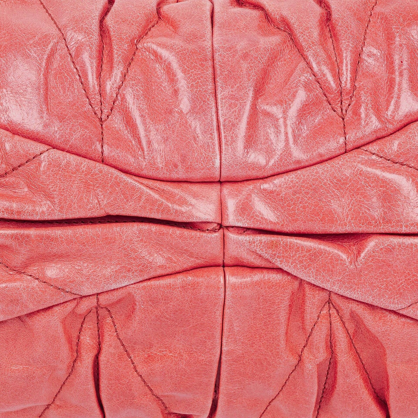Miu Miu Matelassé Lux Tote Bag aus rosa Leder