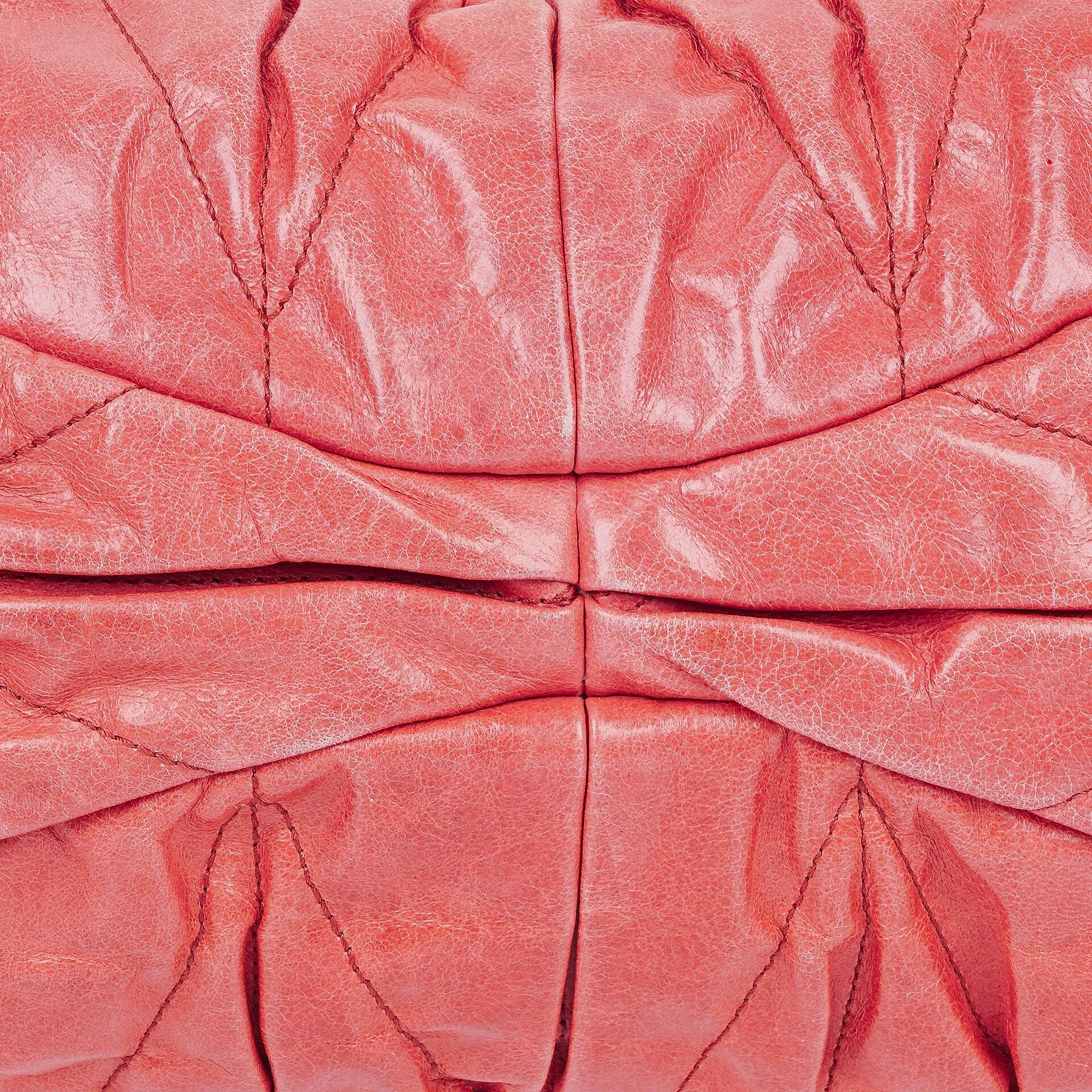 Miu Miu Matelassé Lux Tote Bag aus rosa Leder