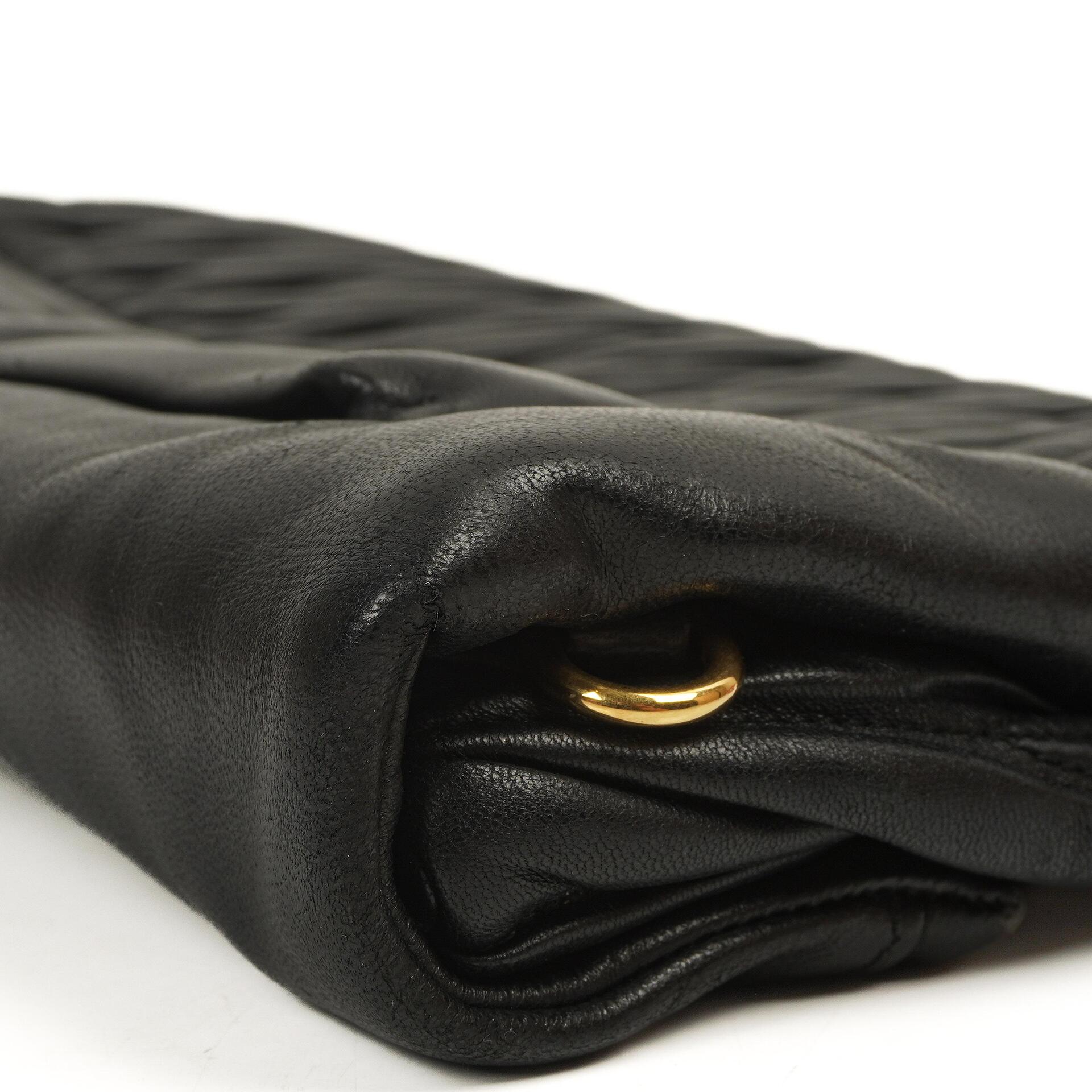 Miu Miu Matelasse Napa Nero Crossbody Clutch Bag Schwarz