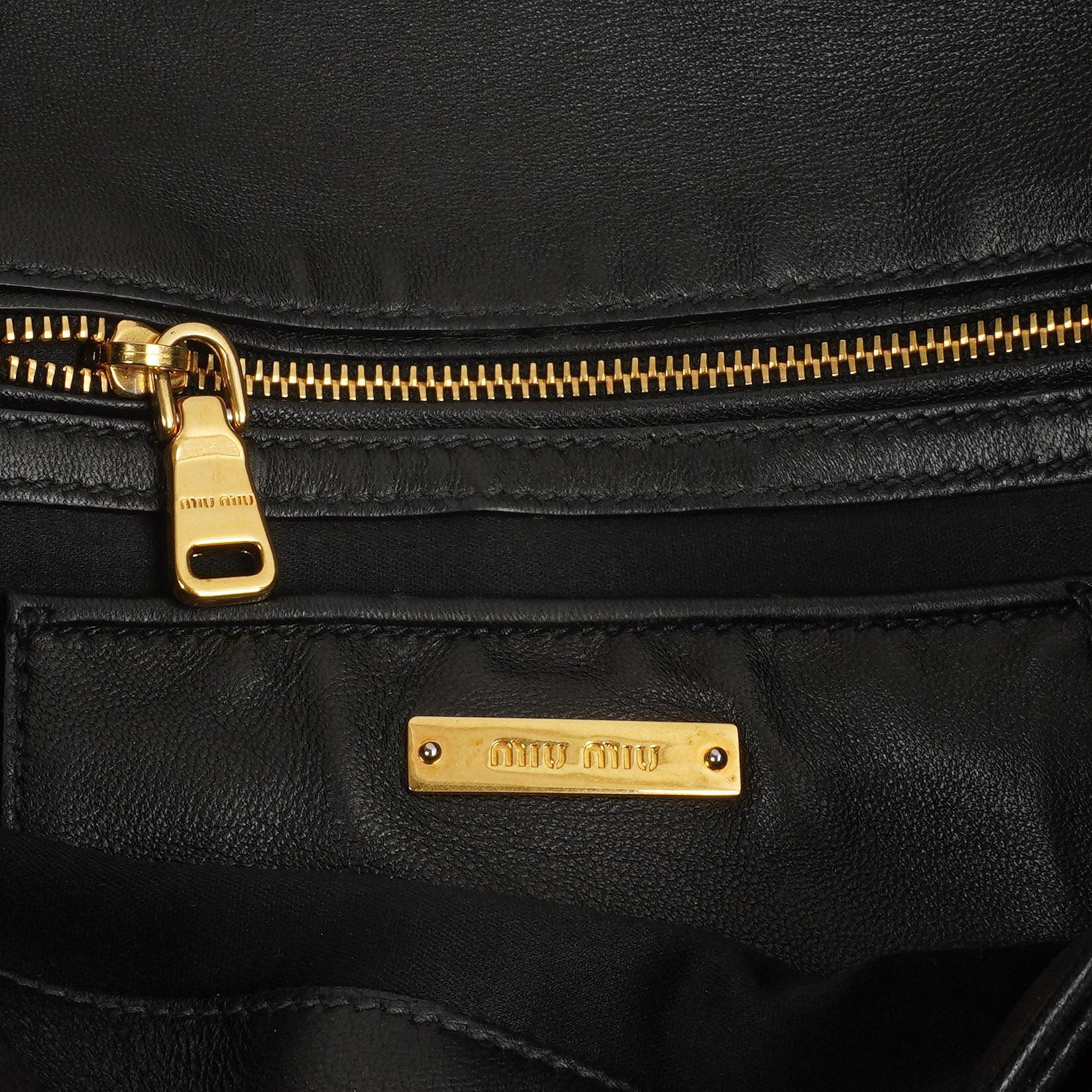 Miu Miu Matelasse Napa Nero Crossbody Clutch Bag Schwarz
