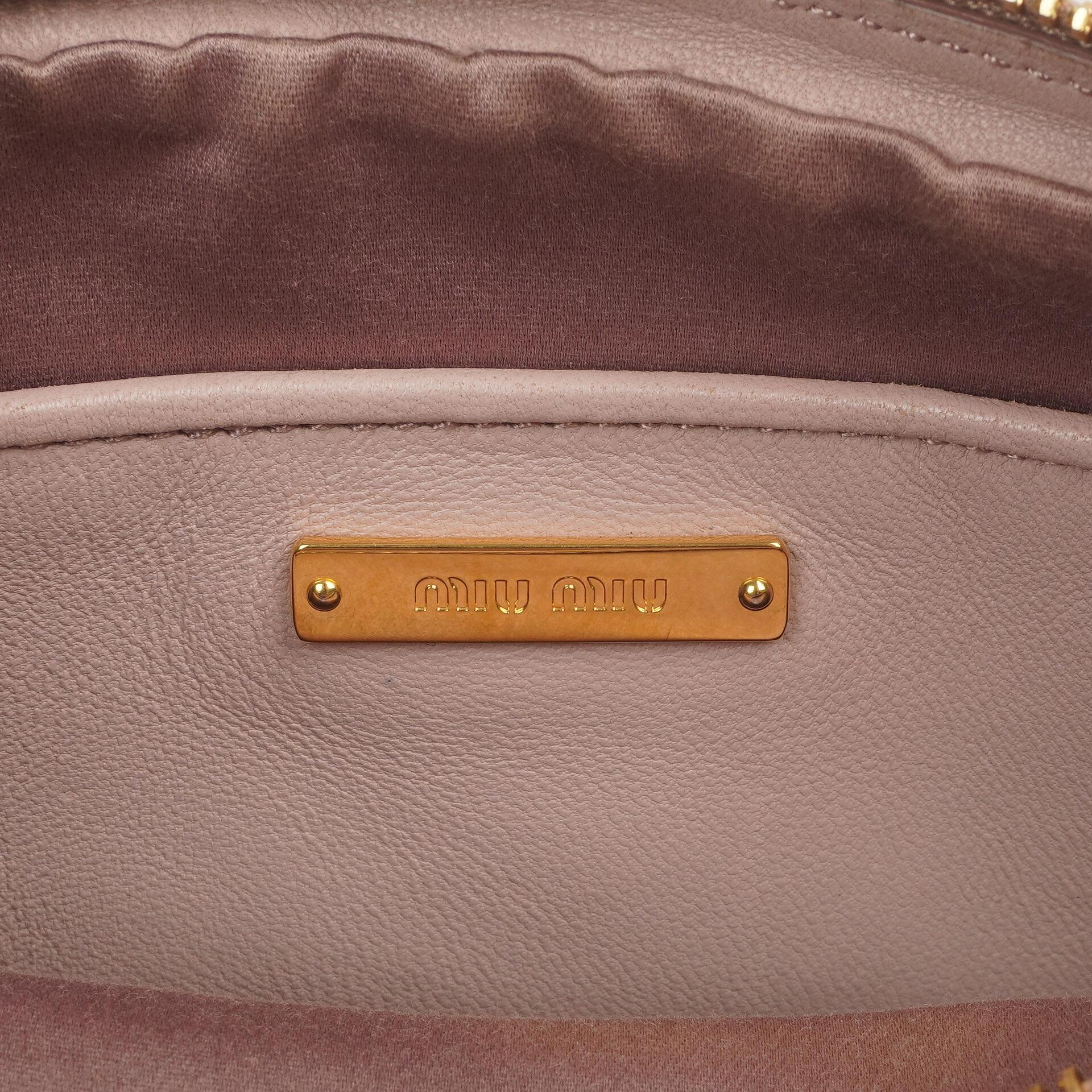 Miu Miu Matelasse Nappa Leder Crossbody Clutch Bag Mughetto