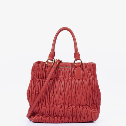 Miu Miu Matelassé Satchel Tasche aus rosa Leder