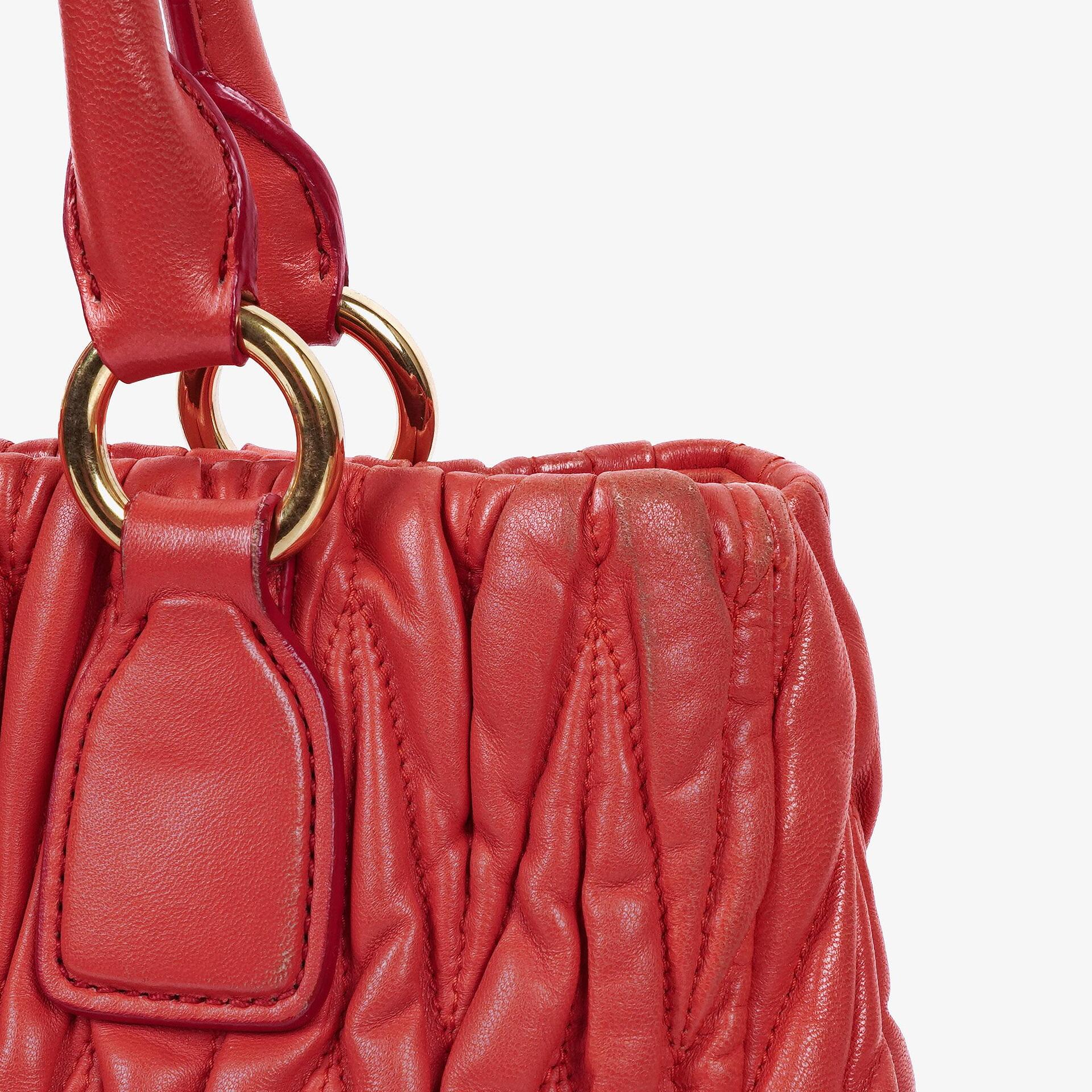 Miu Miu Matelassé Satchel Tasche aus rosa Leder