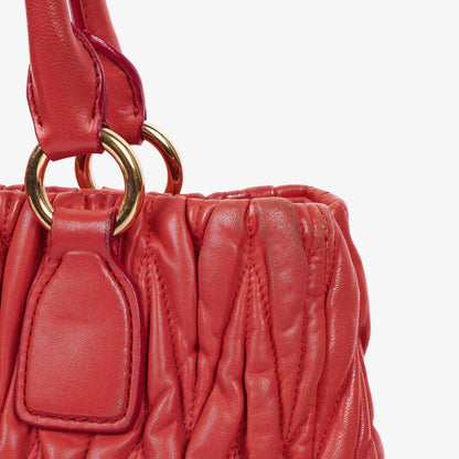Miu Miu Matelassé Satchel Tasche aus rosa Leder
