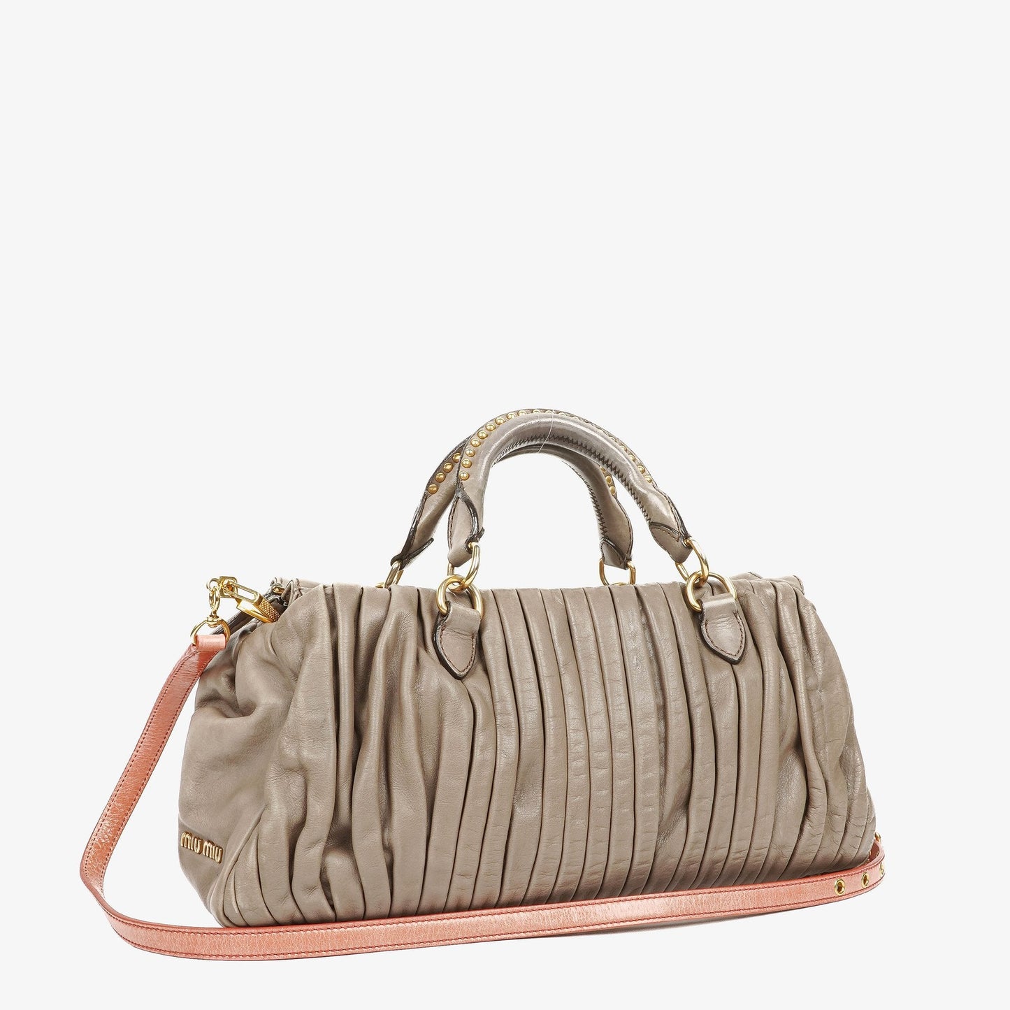 Miu Miu Plissee Matelassé Tasche mit Nieten